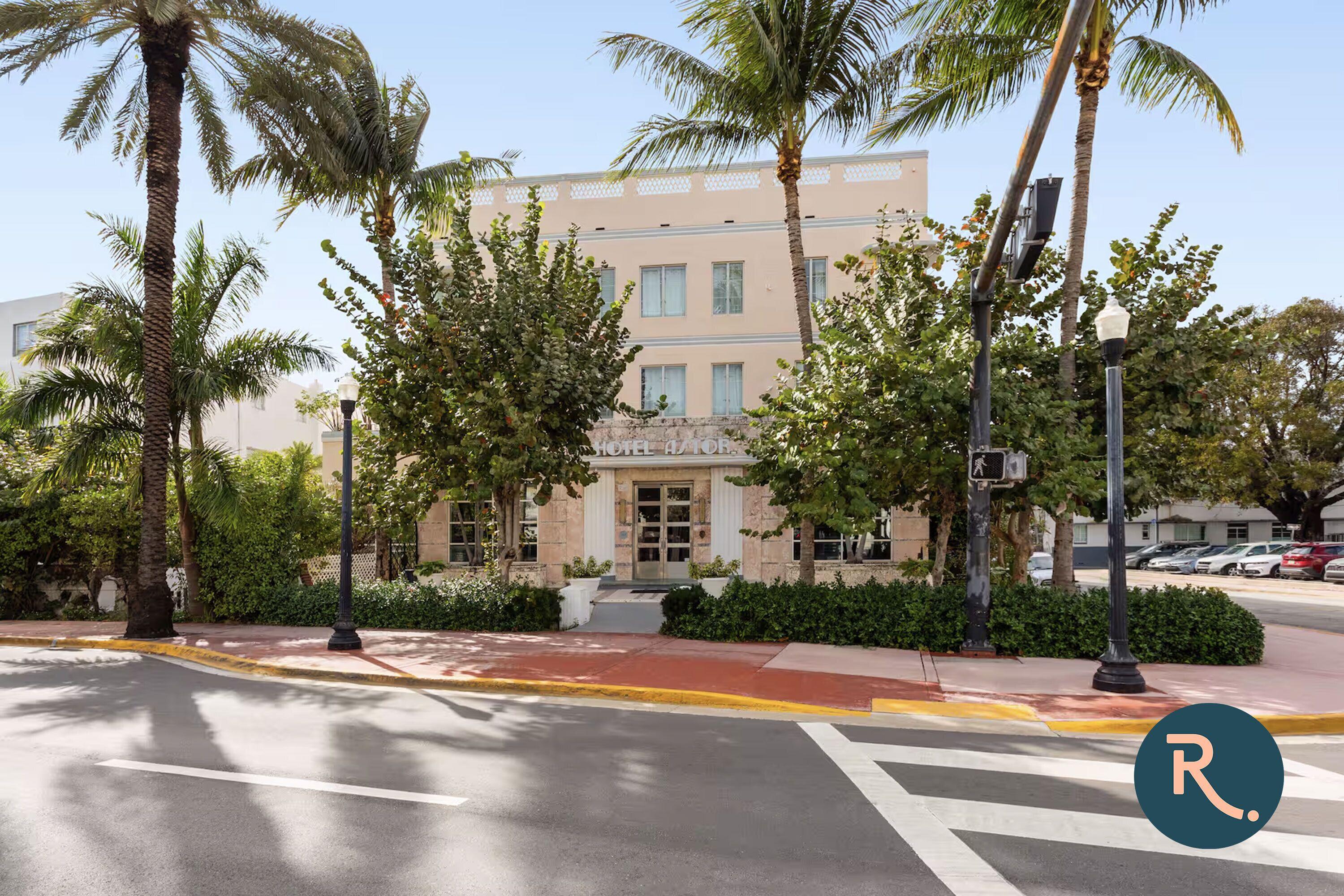 Roami At Hotel Astor - Miami Beach — Photos 3